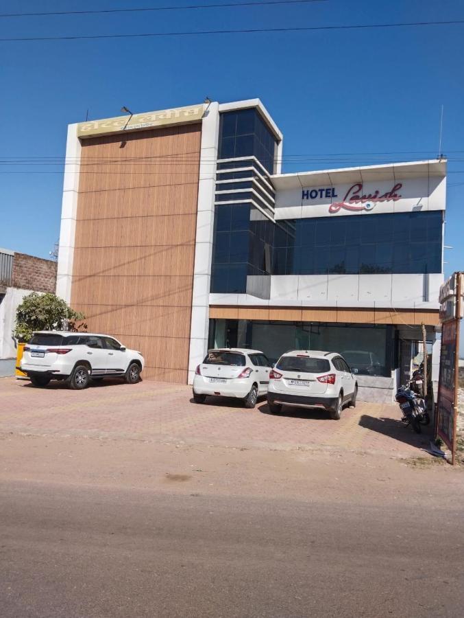 Jmc Hotel Lavish Akolia Exteriör bild